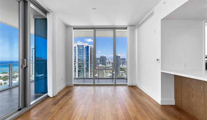 629 Keeaumoku Street,Honolulu,Hawaii,96814,3 ベッドルーム ベッドルーム,3 バスルームバスルーム,コンド / タウンハウス,Keeaumoku,34,18109056