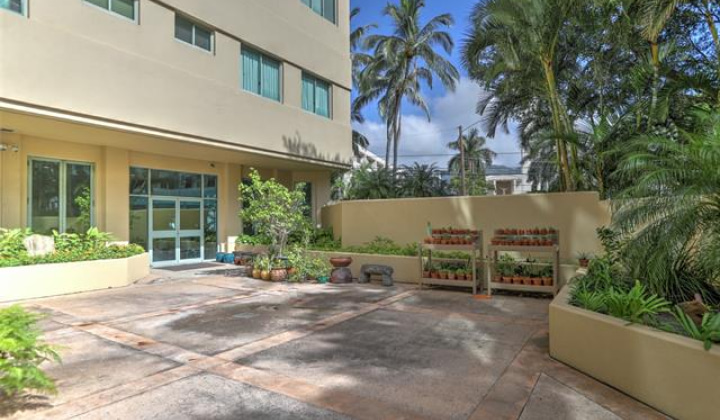 1314 Kalakaua Avenue,Honolulu,Hawaii,96826,2 ベッドルーム ベッドルーム,2 バスルームバスルーム,コンド / タウンハウス,Kalakaua,4,18109135