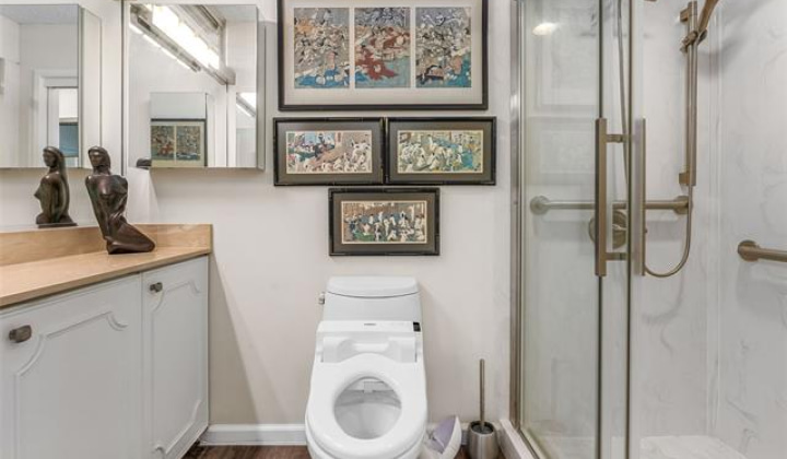 2877 Kalakaua Avenue,Honolulu,Hawaii,96815,2 Bedrooms Bedrooms,1 BathroomBathrooms,Condo/Townhouse,Kalakaua,5,18109313