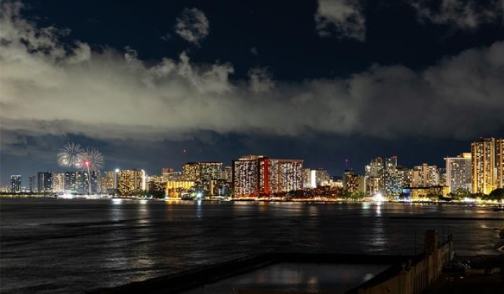 2877 Kalakaua Avenue,Honolulu,Hawaii,96815,2 Bedrooms Bedrooms,1 BathroomBathrooms,Condo/Townhouse,Kalakaua,5,18109313