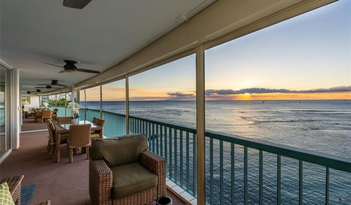 2877 Kalakaua Avenue,Honolulu,Hawaii,96815,2 Bedrooms Bedrooms,1 BathroomBathrooms,Condo/Townhouse,Kalakaua,5,18109313