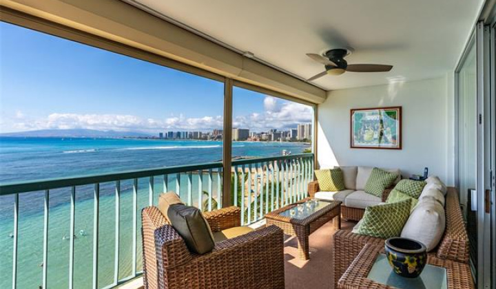 2877 Kalakaua Avenue,Honolulu,Hawaii,96815,2 Bedrooms Bedrooms,1 BathroomBathrooms,Condo/Townhouse,Kalakaua,5,18109313