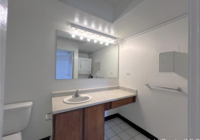 430 Keoniana Street,Honolulu,Hawaii,96815,1 Bedroom Bedrooms,1 BathroomBathrooms,Condo/Townhouse,Keoniana,4,18112535