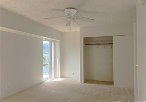 430 Keoniana Street,Honolulu,Hawaii,96815,1 Bedroom Bedrooms,1 BathroomBathrooms,Condo/Townhouse,Keoniana,4,18112535