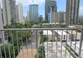 430 Keoniana Street,Honolulu,Hawaii,96815,1 Bedroom Bedrooms,1 BathroomBathrooms,Condo/Townhouse,Keoniana,4,18112535