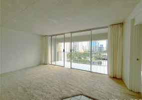 430 Keoniana Street,Honolulu,Hawaii,96815,1 Bedroom Bedrooms,1 BathroomBathrooms,Condo/Townhouse,Keoniana,4,18112535