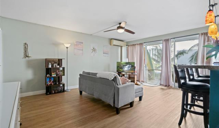 419 Keoniana Street,Honolulu,Hawaii,96815,2 ベッドルーム ベッドルーム,2 バスルームバスルーム,コンド / タウンハウス,Keoniana,6,18564408