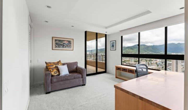 2121 Ala Wai Boulevard,Honolulu,Hawaii,96815,3 ベッドルーム ベッドルーム,3 バスルームバスルーム,コンド / タウンハウス,Ala Wai,41,18565758