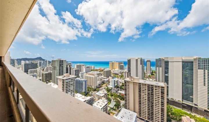 2121 Ala Wai Boulevard,Honolulu,Hawaii,96815,3 ベッドルーム ベッドルーム,3 バスルームバスルーム,コンド / タウンハウス,Ala Wai,41,18565758