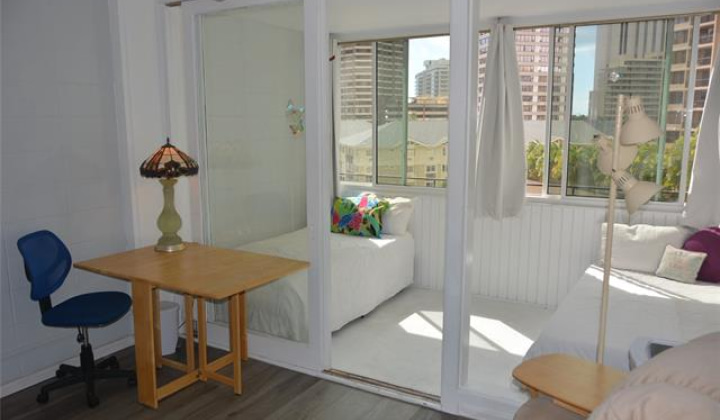 425 Ena Road,Honolulu,Hawaii,96815,1 ベッドルーム ベッドルーム,1 バスルームバスルーム,コンド / タウンハウス,Ena,7,18566383