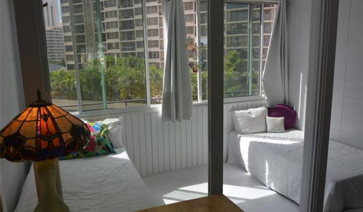 425 Ena Road,Honolulu,Hawaii,96815,1 ベッドルーム ベッドルーム,1 バスルームバスルーム,コンド / タウンハウス,Ena,7,18566383