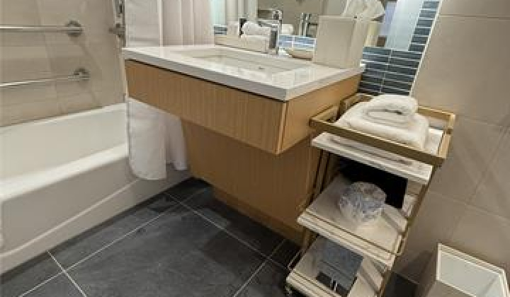 1390 Kapiolani Boulevard,Honolulu,Hawaii,96814,1 BathroomBathrooms,Condo/Townhouse,Kapiolani,36,19280105