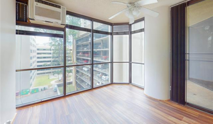 60 Beretania Street,Honolulu,Hawaii,96817,1 ベッドルーム ベッドルーム,1 バスルームバスルーム,コンド / タウンハウス,Beretania,5,19280954