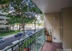 2355 Ala Wai Boulevard,Honolulu,Hawaii,96815,2 ベッドルーム ベッドルーム,2 バスルームバスルーム,コンド / タウンハウス,Ala Wai,2,18116924