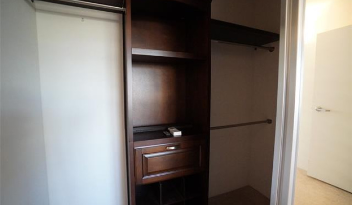801 South Street,Honolulu,Hawaii,96813,1 Bedroom Bedrooms,1 BathroomBathrooms,Condo/Townhouse,South,5,18117677