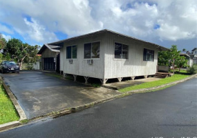 1268 Laukahi Street,Honolulu,Hawaii,96821,4 ベッドルーム ベッドルーム,3 バスルームバスルーム,一戸建て,Laukahi,17723347