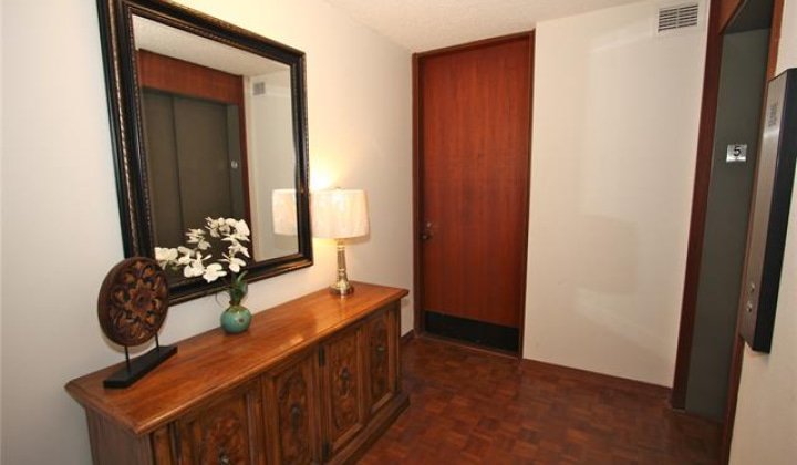 6750 Hawaii Kai Drive,Honolulu,Hawaii,96825,2 Bedrooms Bedrooms,2 BathroomsBathrooms,Condo/Townhouse,Hawaii Kai,5,18118283