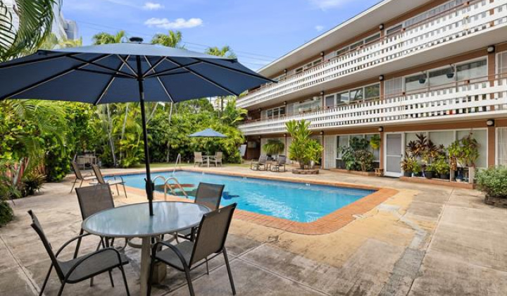 1427 Alexander Street,Honolulu,Hawaii,96822,2 ベッドルーム ベッドルーム,1 バスルームバスルーム,コンド / タウンハウス,Alexander,2,19302902