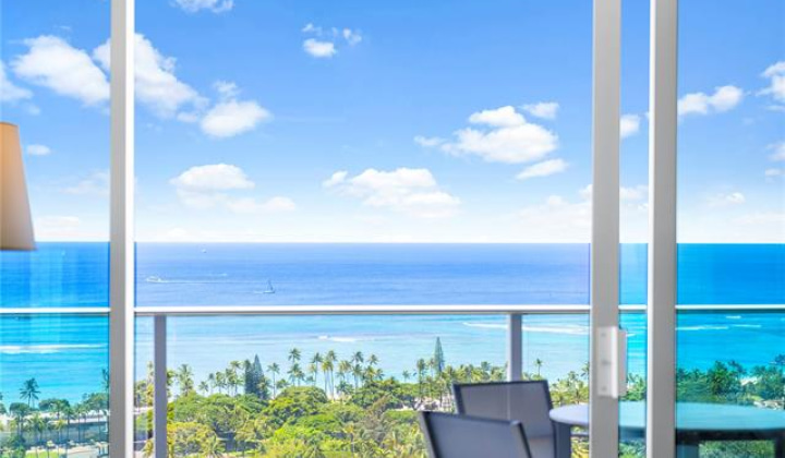 4005 Round Top Drive,Honolulu,Hawaii,96822,7 Bedrooms Bedrooms,5 BathroomsBathrooms,Single family,Round Top,18573346