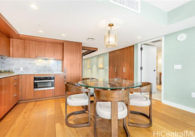 2139 Kuhio Avenue,Honolulu,Hawaii,96815,3 ベッドルーム ベッドルーム,3 バスルームバスルーム,コンド / タウンハウス,Kuhio,33,18120392