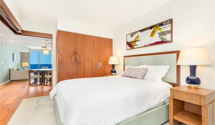 2139 Kuhio Avenue,Honolulu,Hawaii,96815,3 ベッドルーム ベッドルーム,3 バスルームバスルーム,コンド / タウンハウス,Kuhio,33,18120392