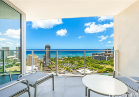 2139 Kuhio Avenue,Honolulu,Hawaii,96815,3 ベッドルーム ベッドルーム,3 バスルームバスルーム,コンド / タウンハウス,Kuhio,33,18120392