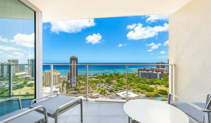 2139 Kuhio Avenue,Honolulu,Hawaii,96815,3 ベッドルーム ベッドルーム,3 バスルームバスルーム,コンド / タウンハウス,Kuhio,33,18120392