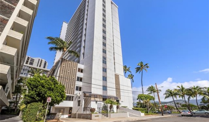 2611 Ala Wai Boulevard,Honolulu,Hawaii,96815,1 Bedroom Bedrooms,1 BathroomBathrooms,Condo/Townhouse,Ala Wai,22,17726168