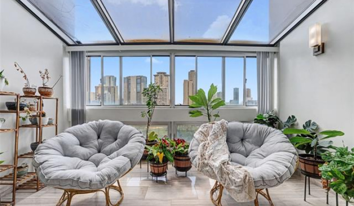 500 University Avenue,Honolulu,Hawaii,96826,3 Bedrooms Bedrooms,2 BathroomsBathrooms,Condo/Townhouse,University,9,19285576