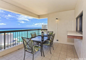 2470 Kalakaua Avenue,Honolulu,Hawaii,96815,2 ベッドルーム ベッドルーム,2 バスルームバスルーム,コンド / タウンハウス,Kalakaua,18,18121658