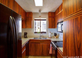 2470 Kalakaua Avenue,Honolulu,Hawaii,96815,2 ベッドルーム ベッドルーム,2 バスルームバスルーム,コンド / タウンハウス,Kalakaua,18,18121658