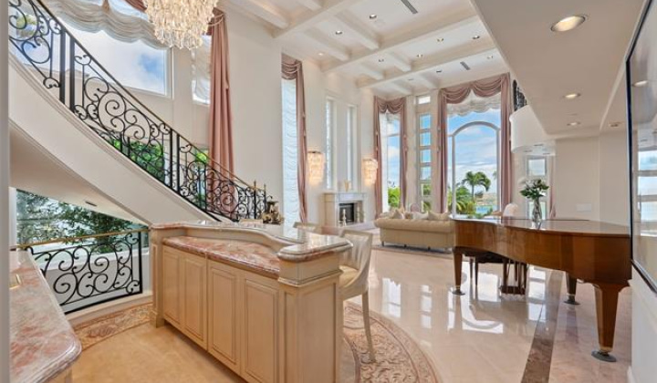 763 Kaulana Place,Honolulu,Hawaii,96821,6 Bedrooms Bedrooms,7 BathroomsBathrooms,Single family,Kaulana,18121723