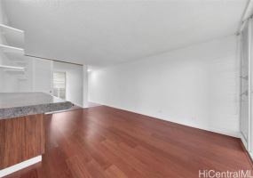 647 Kunawai Lane,Honolulu,Hawaii,96817,1 Bedroom Bedrooms,1 BathroomBathrooms,Condo/Townhouse,Kunawai,2,18122206