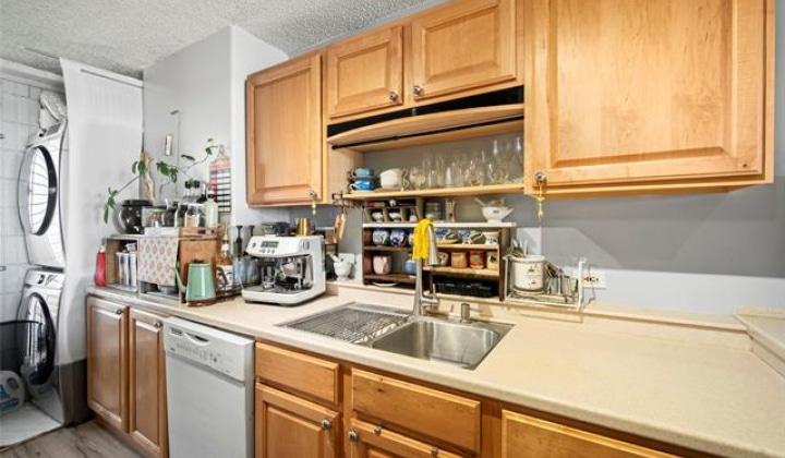4300 Waialae Avenue,Honolulu,Hawaii,96816,2 ベッドルーム ベッドルーム,2 バスルームバスルーム,コンド / タウンハウス,Waialae,18,18575641