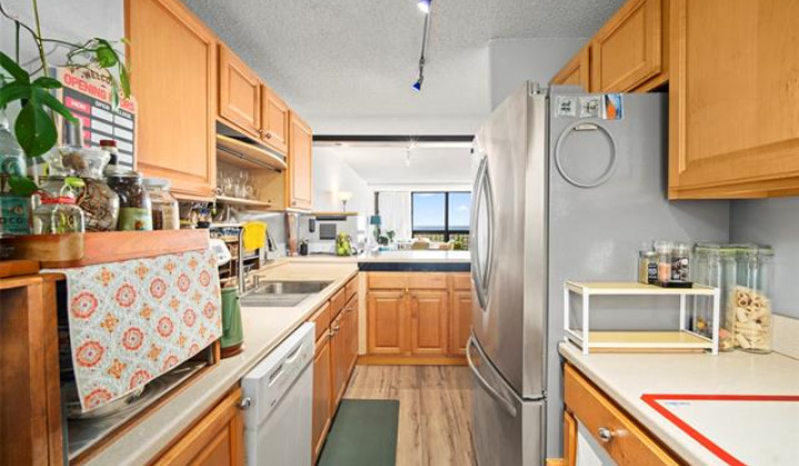 4300 Waialae Avenue,Honolulu,Hawaii,96816,2 ベッドルーム ベッドルーム,2 バスルームバスルーム,コンド / タウンハウス,Waialae,18,18575641