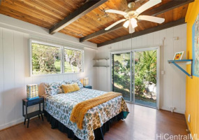 300 Poopoo Place,Kailua,Hawaii,96734,3 Bedrooms Bedrooms,2 BathroomsBathrooms,Single family,Poopoo,18649916