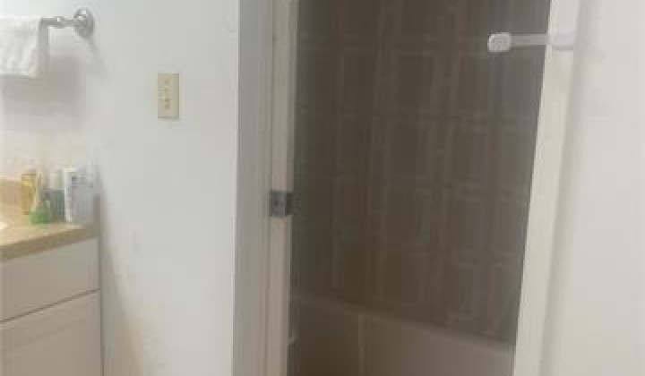 400 Hobron Lane,Honolulu,Hawaii,96815,1 ベッドルーム ベッドルーム,1 バスルームバスルーム,コンド / タウンハウス,Hobron,28,18575653