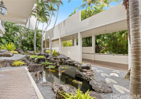 1120 Hassinger Street,Honolulu,Hawaii,96822,1 Bedroom Bedrooms,1 BathroomBathrooms,Condo/Townhouse,Hassinger,2,17727404