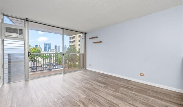 1050 Kinau Street,Honolulu,Hawaii,96814,1 ベッドルーム ベッドルーム,1 バスルームバスルーム,コンド / タウンハウス,Kinau,3,18122717