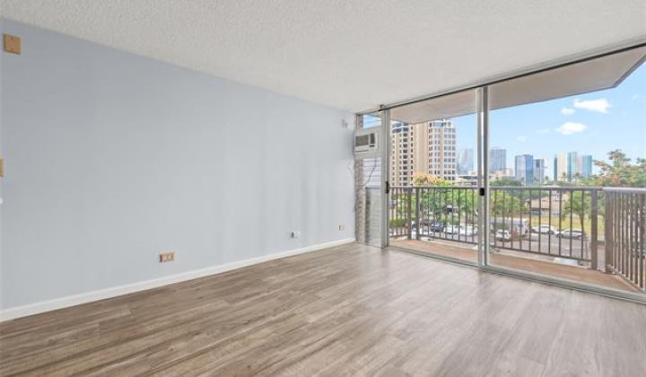 1050 Kinau Street,Honolulu,Hawaii,96814,1 ベッドルーム ベッドルーム,1 バスルームバスルーム,コンド / タウンハウス,Kinau,3,18122717