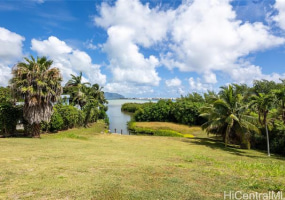 44-275 Kaneohe Bay Drive,Kailua,Hawaii,96734,3 ベッドルーム ベッドルーム,3 バスルームバスルーム,一戸建て,Kaneohe Bay,18123221