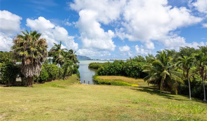 44-275 Kaneohe Bay Drive,Kailua,Hawaii,96734,3 ベッドルーム ベッドルーム,3 バスルームバスルーム,一戸建て,Kaneohe Bay,18123221
