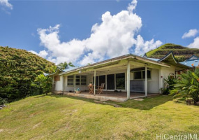 44-275 Kaneohe Bay Drive,Kailua,Hawaii,96734,3 ベッドルーム ベッドルーム,3 バスルームバスルーム,一戸建て,Kaneohe Bay,18123221