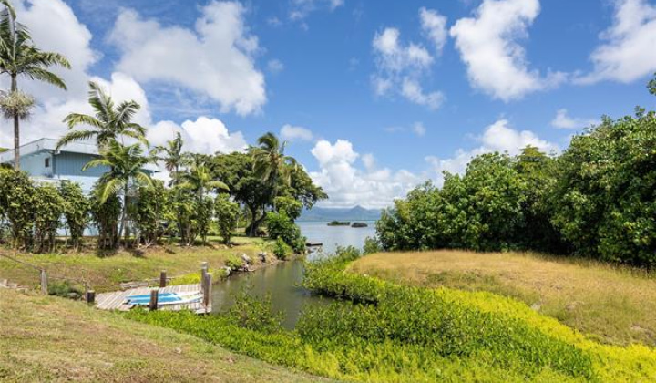 44-275 Kaneohe Bay Drive,Kailua,Hawaii,96734,3 ベッドルーム ベッドルーム,3 バスルームバスルーム,一戸建て,Kaneohe Bay,18123221
