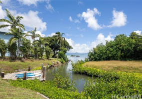 44-275 Kaneohe Bay Drive,Kailua,Hawaii,96734,3 ベッドルーム ベッドルーム,3 バスルームバスルーム,一戸建て,Kaneohe Bay,18123221