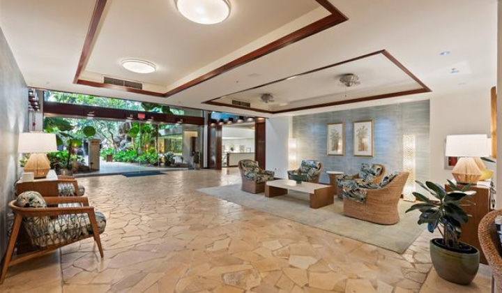 343 Hobron Lane,Honolulu,Hawaii,96815,2 ベッドルーム ベッドルーム,2 バスルームバスルーム,コンド / タウンハウス,Hobron,33,18576738