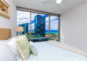 1001 Queen Street,Honolulu,Hawaii,96814,2 Bedrooms Bedrooms,2 BathroomsBathrooms,Condo/Townhouse,Queen,18,18125203