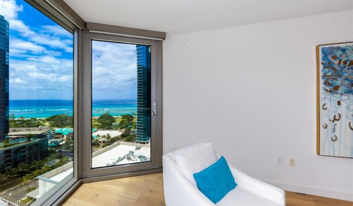 1001 Queen Street,Honolulu,Hawaii,96814,2 Bedrooms Bedrooms,2 BathroomsBathrooms,Condo/Townhouse,Queen,18,18125203