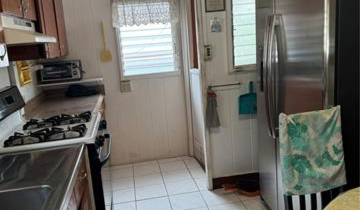 2308 Owene Lane,Honolulu,Hawaii,96819,5 ベッドルーム ベッドルーム,2 バスルームバスルーム,一戸建て,Owene,18125669