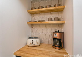 2450 Prince Edward Street,Honolulu,Hawaii,96815,1 BathroomBathrooms,Condo/Townhouse,Prince Edward,4,18126798